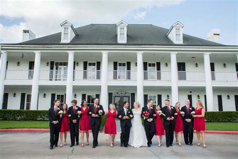 Houston offers all kinds of wedding venues, including hotels, restaurants, ballrooms, country clubs and museums, among others. Pecan Grove Plantation Country Club - Weddings in Houston