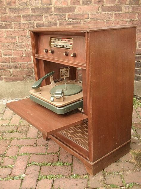 Antique S Philco Radio With Turntable Model Still Works