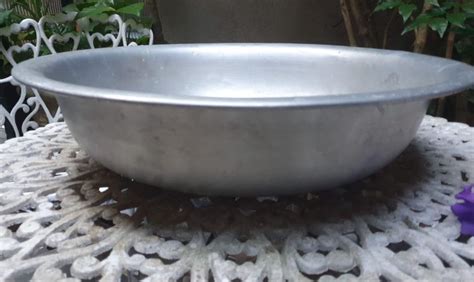 Bacia De Aluminio Grande Antiga