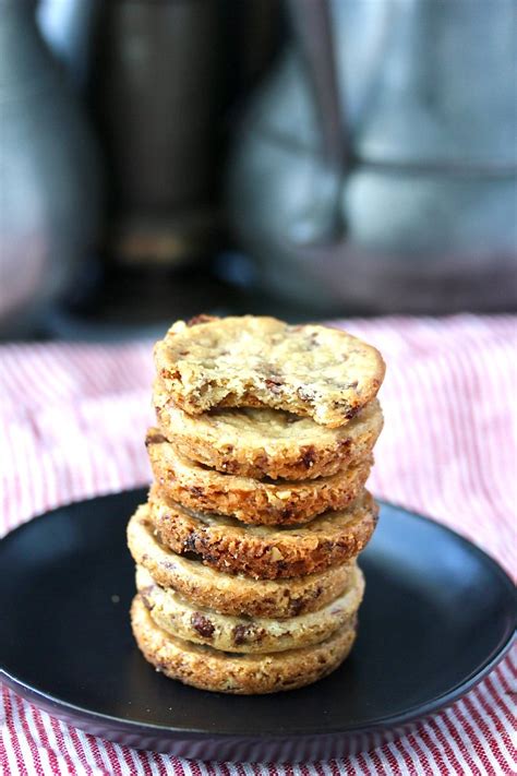 See more ideas about cornstarch cookies, cookie recipes, dessert recipes. Pecan Butterscotch Shortbread Cookies | Karen's Kitchen ...