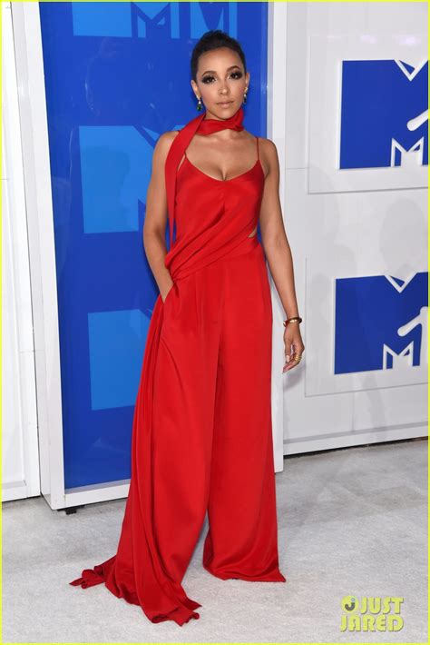 Tinashe Is Red Hot As She Arrives At The MTV VMAs 2016 Photo 3743920
