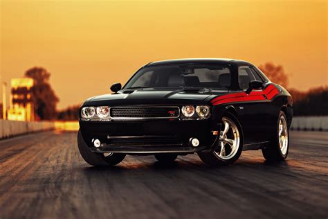 2013 dodge challenger r t and srt8 392 top speed