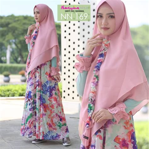 Check spelling or type a new query. Gamis Hijau Mint Kombinasi - Voal Motif