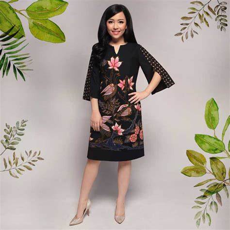 Aghnia, selebgram asal malang kerap membagikan beberapa outfit di med. √ 45+ Motif Batik Bunga (SEDERHANA, SIMPLE, MODERN, MODEL)