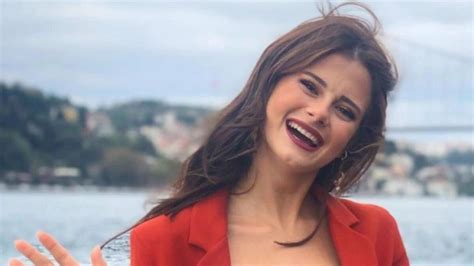 The elif statement allows you to check multiple expressions for true and execute a block of code as soon as one of the conditions evaluates to true. Elif Ceren Balıkçı Kimdir?