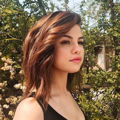Selena Gomez Instagram Selena Gomez Unfollowed Everyone On Instagram