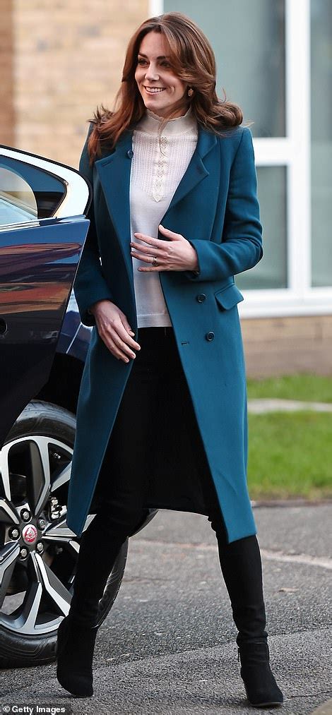 Kate Middleton Arrives For A Visit At A London Nursery Daily Mail Online