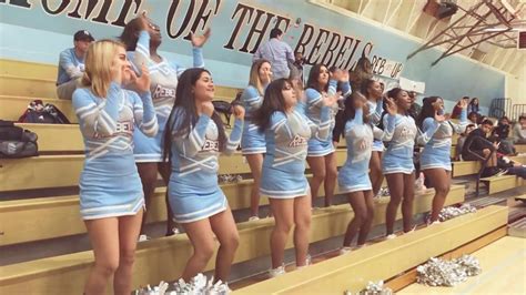 South Cheer Team At Basketball Game Bakersfield Ca Youtube