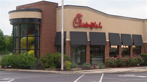 Hendersonville Chick Fil A Franchise Owner Raises Ft Wage Again To 14