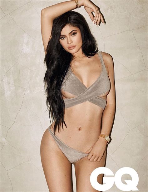 Kylie Jenners Boobs Caught On Camera Behind The Scenes Of A Photo