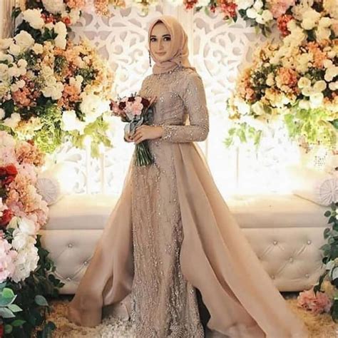 Menerima pesanan berbagai macam kebaya kebaya wisuda. 43 Kebaya Modern 2021 Remaja Hijab, Inspirasi Terkini!