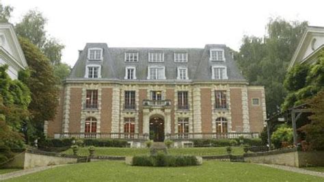 Is currently available on these platforms Star Academy : le château de Dammarie-Lès-Lys dans un ...