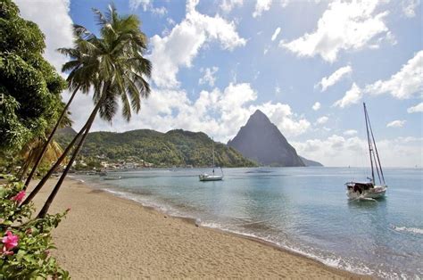 Get Information On St Lucia Hotels Restaurants Entertainment Shopping Sightseeing And