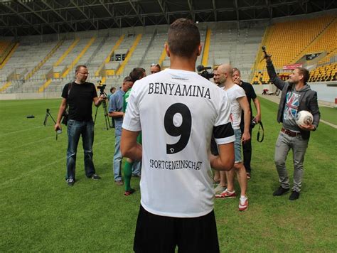 Share template on twitter or share on facebook. Dynamo Dresden 13-14 (2013-14) Home and Away Kits Released ...