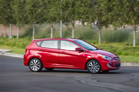 2016 Hyundai Accent comes with additional features and tons of gadgets
