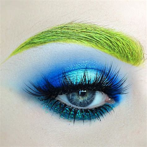 5 High Fashion Eye Makeup Looks We Dare You To Try In May Ry