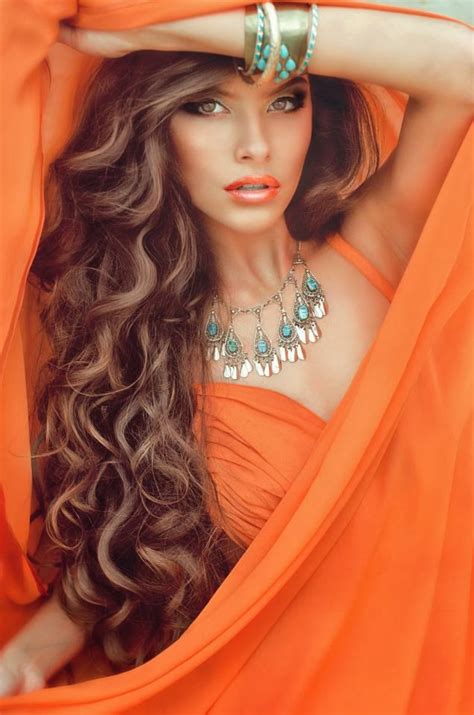 Ajaeb Miss Earth Crimea 2013 Is Mariya Makater