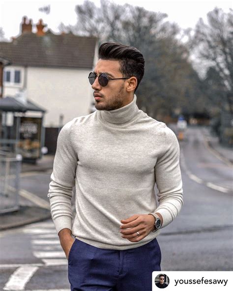 stylish turtle neck outfit for men