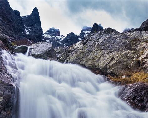 Download Wallpaper 1280x1024 Waterfall River Mountains