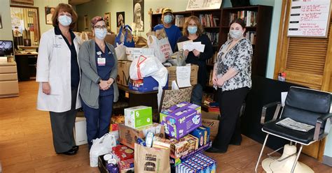 Nurses And Health Care Colleagues Give Back To Pottsville