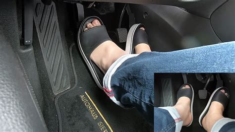 Pedal Pumping 231 Driving Opel Astra With Crocs Plattform Slides