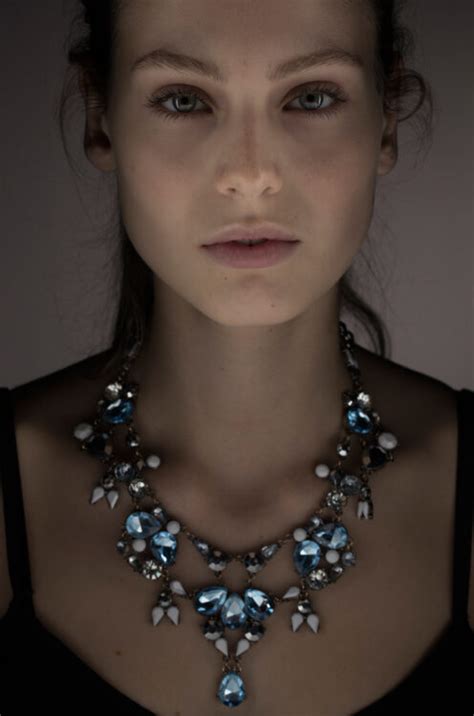 How To Shoot A Portrait With Jewelry Broncolor