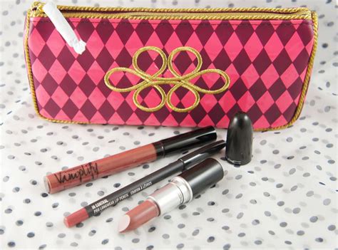 m·a·c nutcracker sweet nude lip bag sweet and punchy