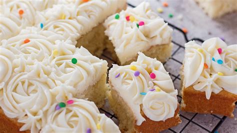 easy vanilla tray bake vanilla cake with homemade buttercream