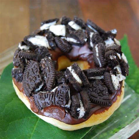 Special Donut Oreo Topped Jarams Donuts Online Store