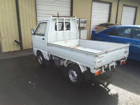 1989 Right Hand Drive Daihatsu HiJet 4WD Mini Truck With Dump Bed For