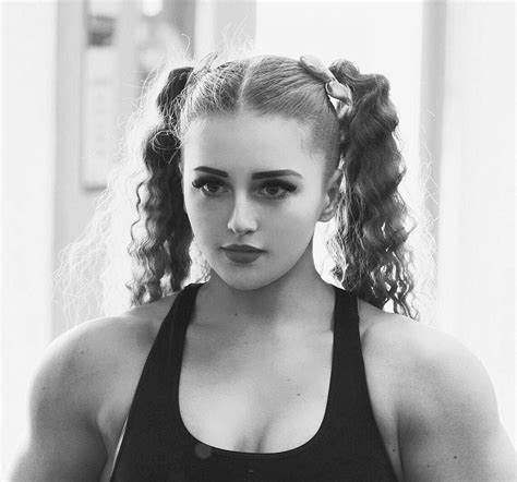 Julia Vins Muscle Girls Fitness Icon Muscular Women
