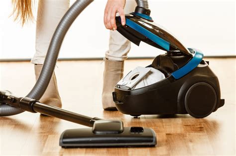 7 Best Bagged Vacuum Cleaners For Allergy Sufferers In 2020