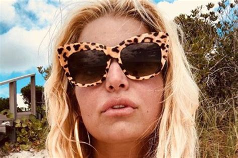 Jessica Simpson Bares Larger Than Life Assets In Plunging Bikini Daily Star