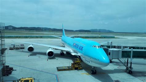 Skyscanner is fast and easy to use, so you can search for the lowest flight prices then book directly by clicking through to the airline. Review of Korean Air flight from Seoul to Paris in Economy