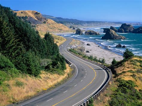9 West Coast Road Trips to Take This Year | Great american road trip, American road trip, Road 