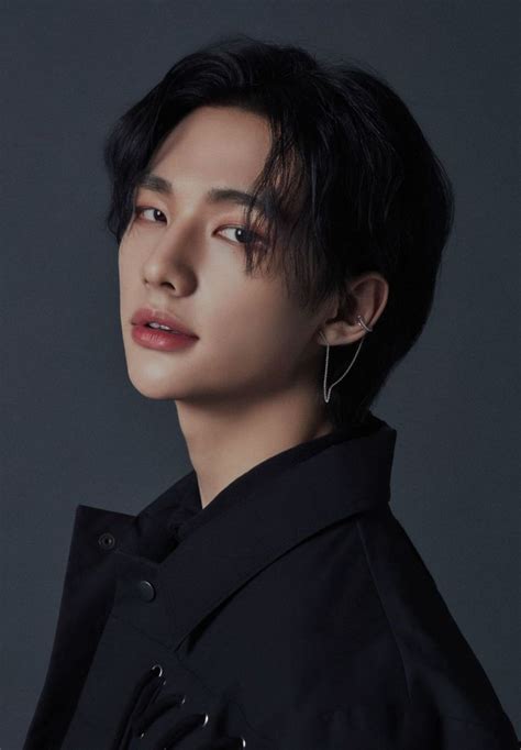 Stray Kids Hyunjin Profile Pictures Знаменитости Красивые мужчины Певцы