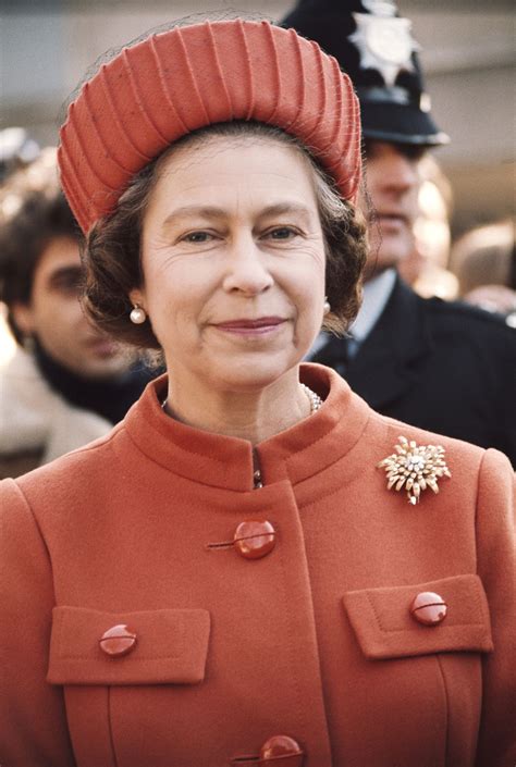 7 Decades Of Queen Elizabeth S Rainbow Style See Her Most Colorful