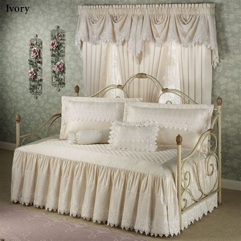 Daybed Bedding Sets Clearance 20 Attributions To The Realisation Of The Many Benefits Home
