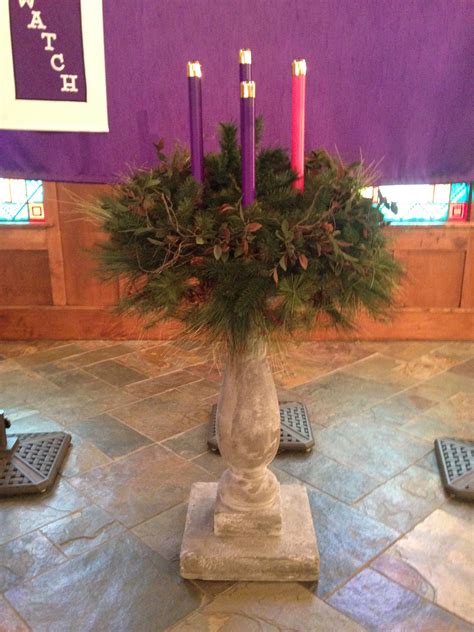 A place for brides, grooms, friends, and family to discuss and share their wedding plans, ideas, and questions, informational posts, wedding pictures/highlights, and other related and substantive posts. Saint Joseph Catholic Church Advent Wreath (With images) | Advent church decorations, Church ...
