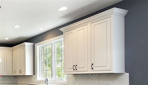 Kitchen With Crown Molding Home Design Ideas