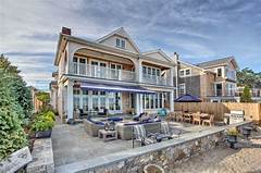 The Most Charming Coastal Houses In Connecticut