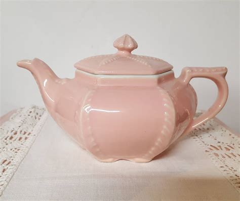 Vintage Hall China Teapot Pink Victorian Disraeli Plume Pattern Etsy