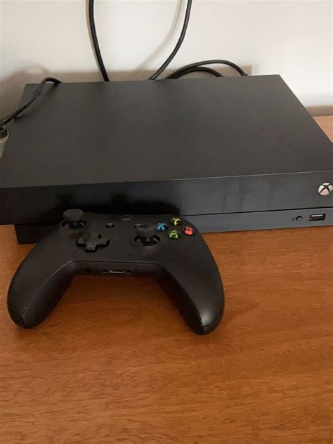 Xbox One X K Ultra Hd De Tb Console De Videogame Microsoft Usado Enjoei