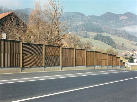 Sie stört der straßenlärm oder die neugierigen blicke ihrer nachbarn im garten? Lärmschutzwand Garten - Holzdirekt Montagen und Vertriebs GmbH