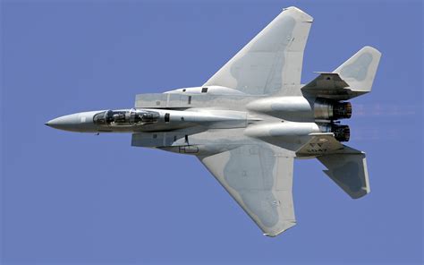 It delivered the highest thrust, fastest top speed, furthest range, highest combat kill ratio and longest service life among its contemporaries. Αίεν Υψικρατείν!: F-15 Eagle