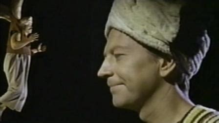 Jim fuller, who has been sentenced to three years in prison for trying abutilizar of a child, tries to rebuild his life with the help of the prison psychiatrist, that gets you a job even when it is released. The Wonders of Aladdin (1961) - MUBI
