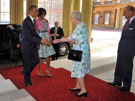 Obamas Get Royal Welcome Photo 12 Pictures Cbs News