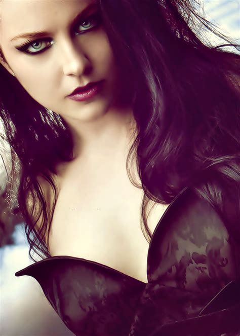 Amy Lee Another Hottie That Rocks Beautiful