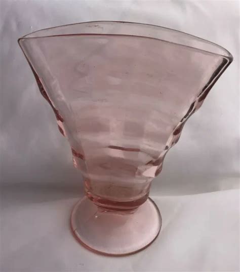 Vintage Pink Padded City Depression Glass Fan Vase 24 99 Picclick