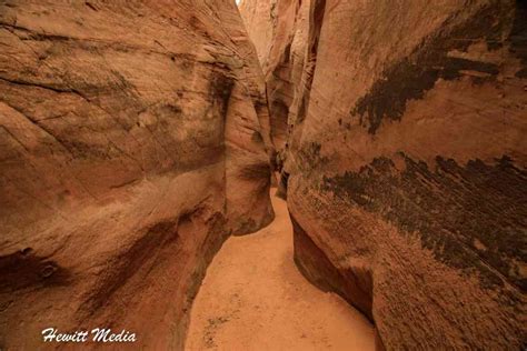 Wanderlust Travel And Photos Guide To Zebra Slot Canyon In Grand